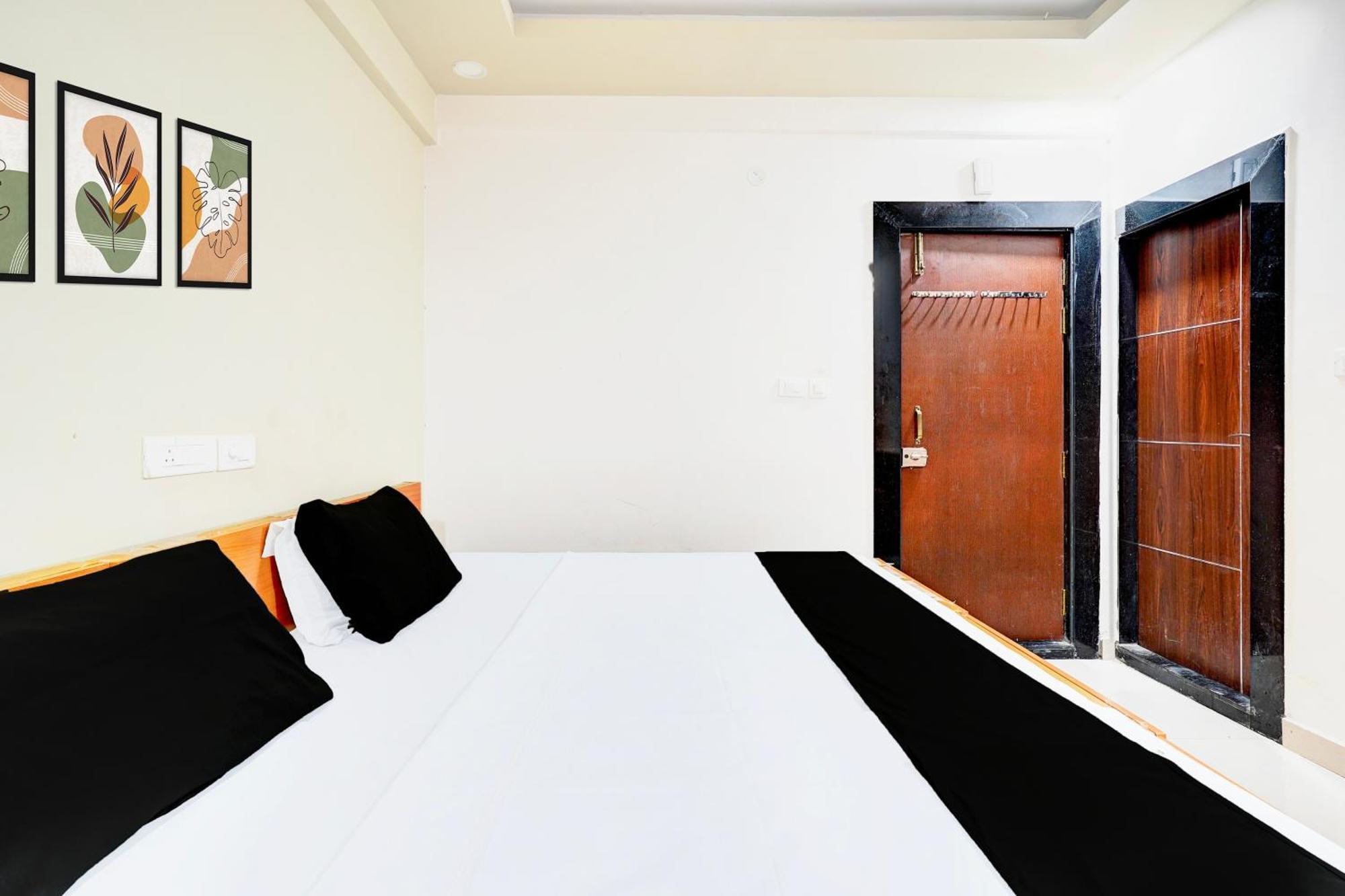 Super Hotel O Sri Vishnu Prime Opposite The Studio Salon, Kundalhalli Gate بنغالور المظهر الخارجي الصورة